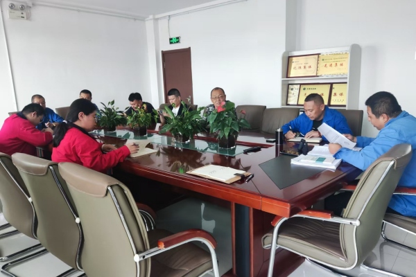 內(nèi)蒙古電力集團(tuán)烏海千里山供電公司：佳節(jié)倍思“清”，廉潔記心間