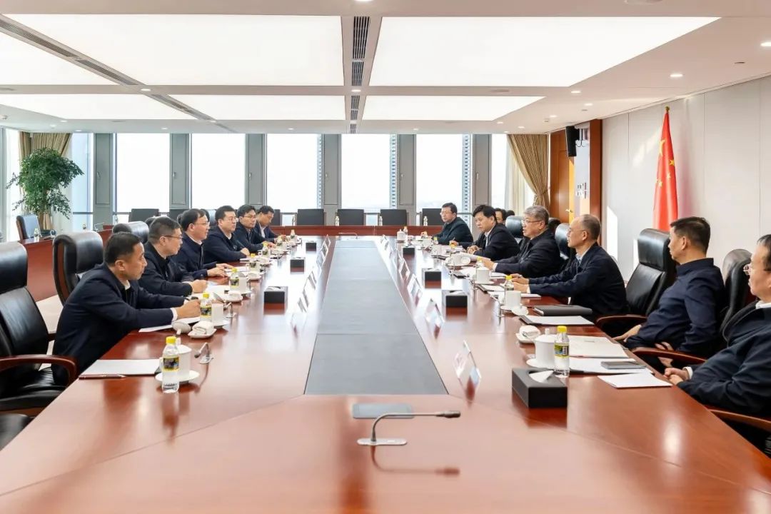 國家能源集團(tuán)黨組書記、董事長劉國躍與中國大唐黨組副書記、總經(jīng)理張傳江會談