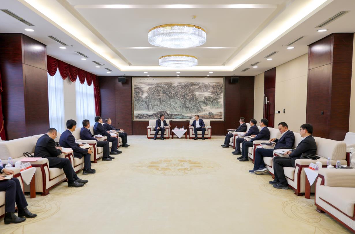 大唐甘肅公司黨委書記、董事長(zhǎng)王建偉拜會(huì)國(guó)網(wǎng)甘肅省電力公司董事長(zhǎng)、黨委書記林一凡