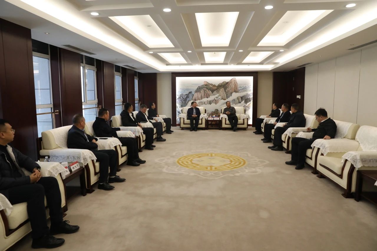 華電煤業(yè)總經(jīng)理王瑞到鐵路西安局、華電陜西公司拜訪交流