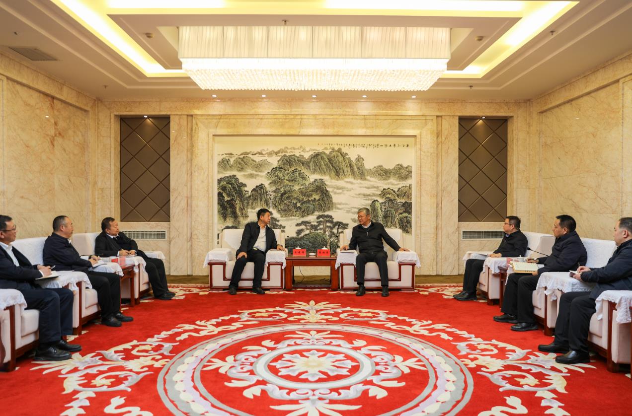 大唐甘肅公司黨委書(shū)記、董事長(zhǎng)王建偉拜會(huì)隴南市委書(shū)記張柯兵、市長(zhǎng)劉永革