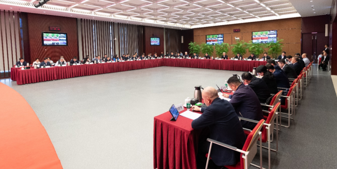 國家電投集團召開“均衡增長戰(zhàn)略”落地專題座談會暨黨組成員、外部董事戰(zhàn)略研討會