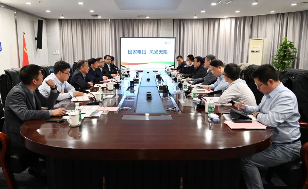 黃河水電公司黨委書記、董事長姚小彥會(huì)見國核電力院黨委書記、董事長李啟釗