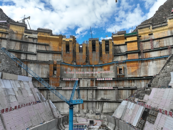 千帆競(jìng)發(fā)!重點(diǎn)項(xiàng)目全力沖刺“開門紅”