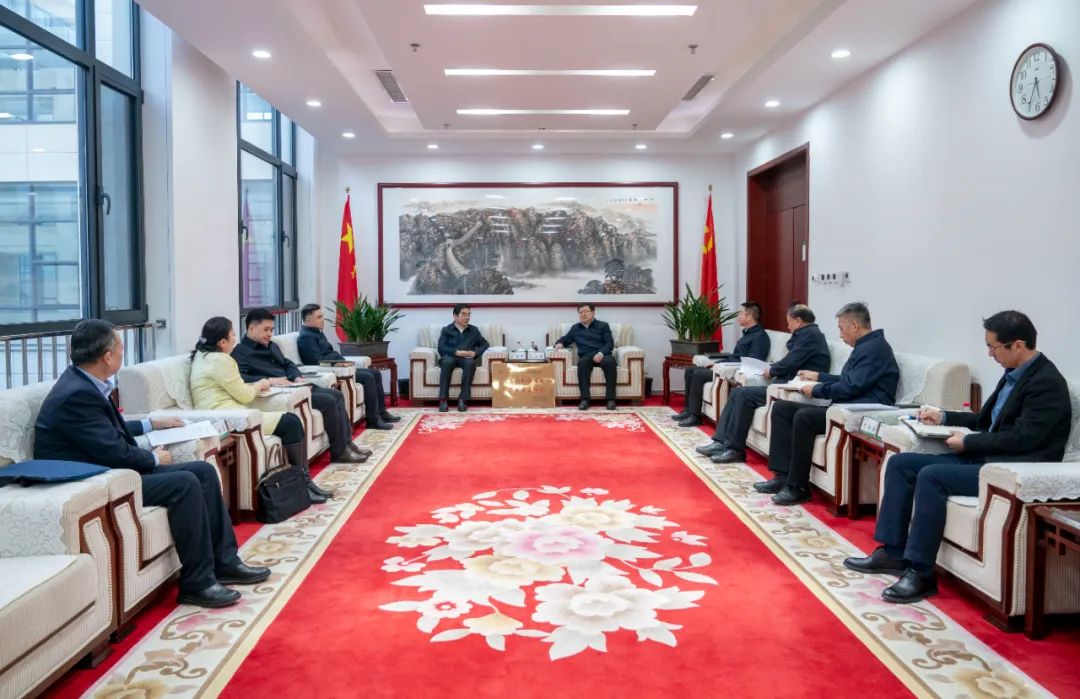 內(nèi)蒙古電力集團與包頭市委、市政府交流座談