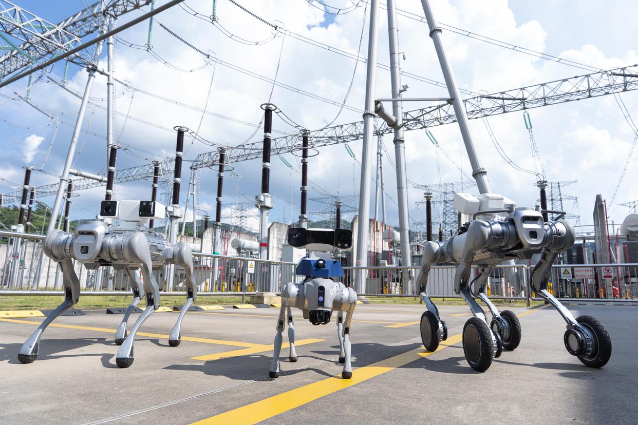 深圳電網(wǎng)機器人軍團多棲作戰(zhàn)，力保十五運會電力無憂