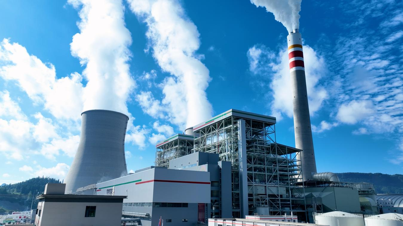 世界首臺(tái)套660兆瓦超超臨界雙拱型燃煤機(jī)組投運(yùn)